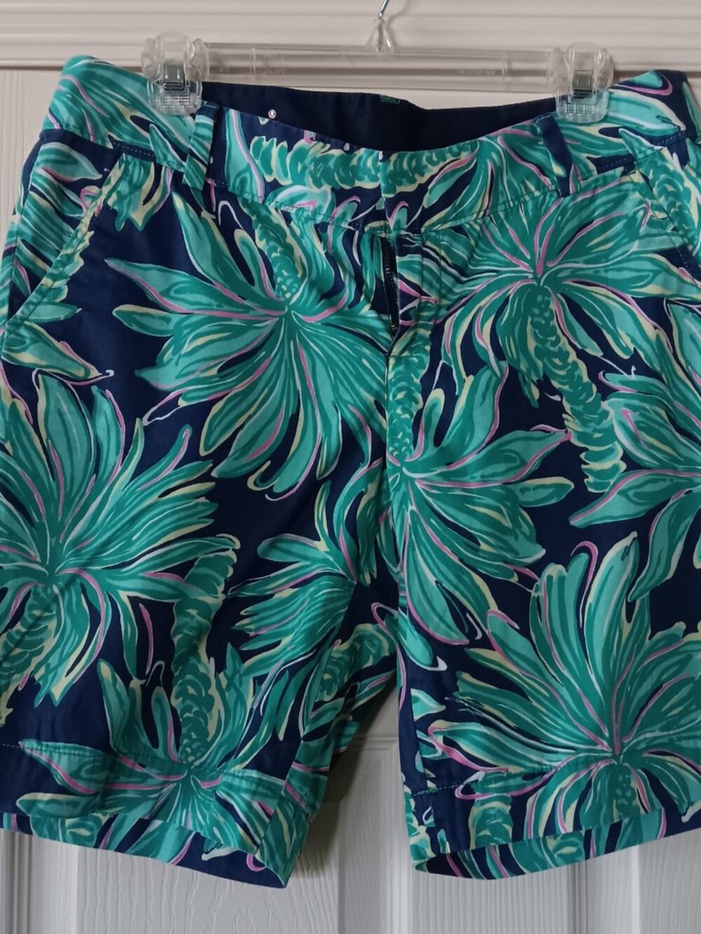 Lilly Pulitzer Tiger Palm Chipper short 8